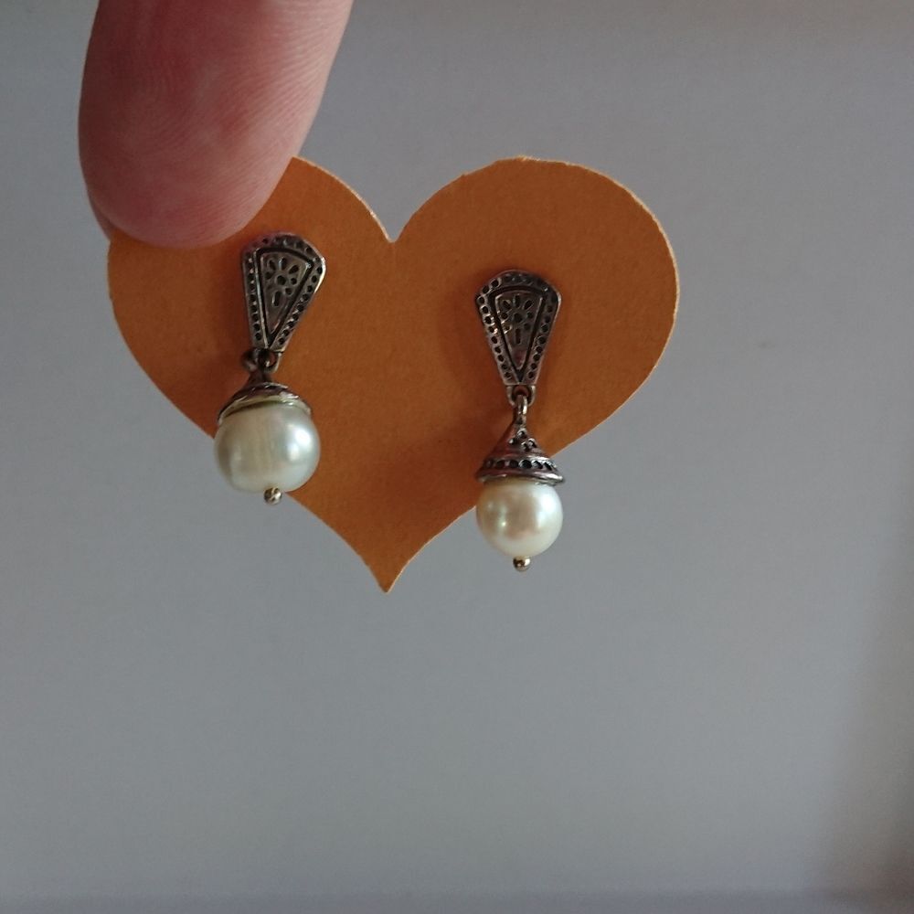 Pearl silver decorative Earrings